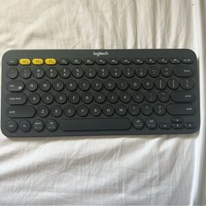 Logitech K380 Multi-Device Bluetooth Wireless Keyboard - Dark Gray